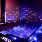 Daire Cine'room, Votre Cinema Et A *